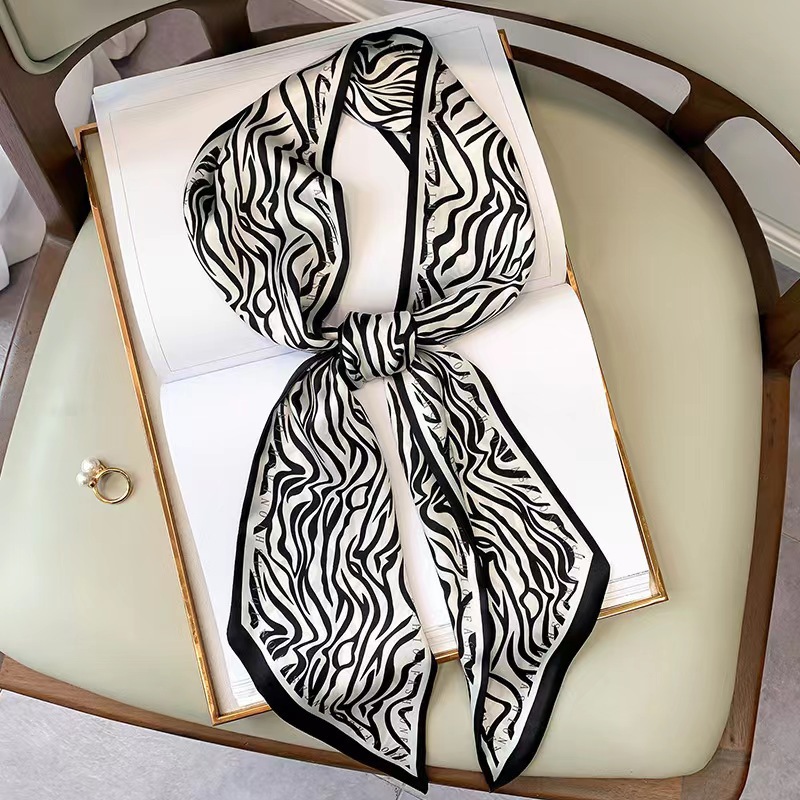 Luxury Zebra Print Silk Square - đánh giá và giá Luxury Bags Trending
