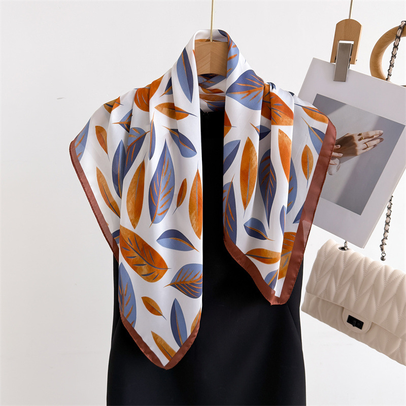 Luxury Brand Print 70cm Square - đánh giá và giá Luxury Bags Store